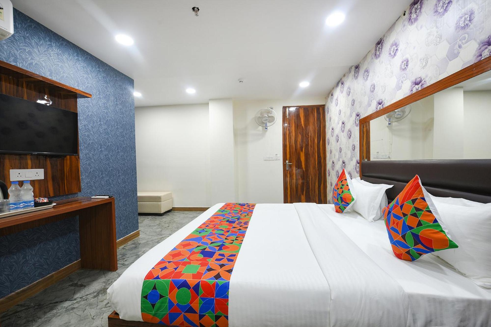 Fabhotel Mona Continental - Nr Laxmi Nagar It Hub Nowe Delhi Zewnętrze zdjęcie